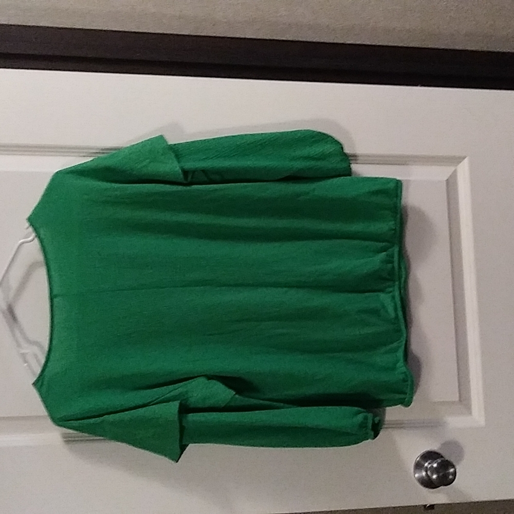 Top - Picture 2 of 2